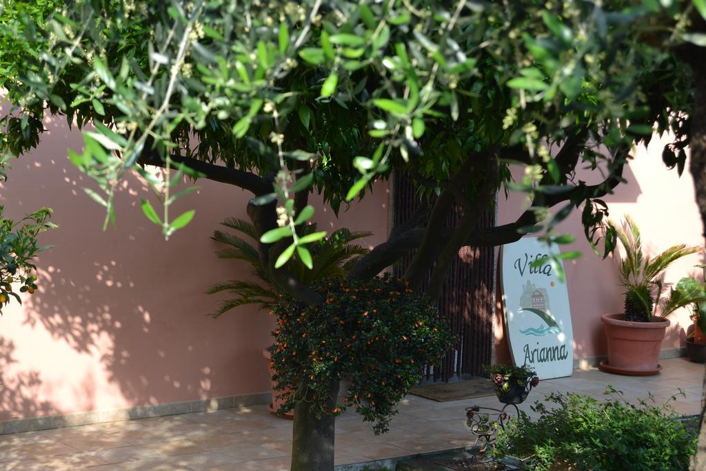 Azienda Agrituristica Villa Arianna Imperia Exteriör bild