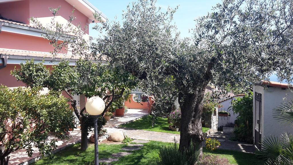 Azienda Agrituristica Villa Arianna Imperia Exteriör bild