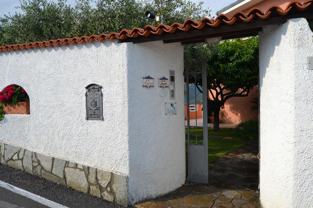 Azienda Agrituristica Villa Arianna Imperia Exteriör bild